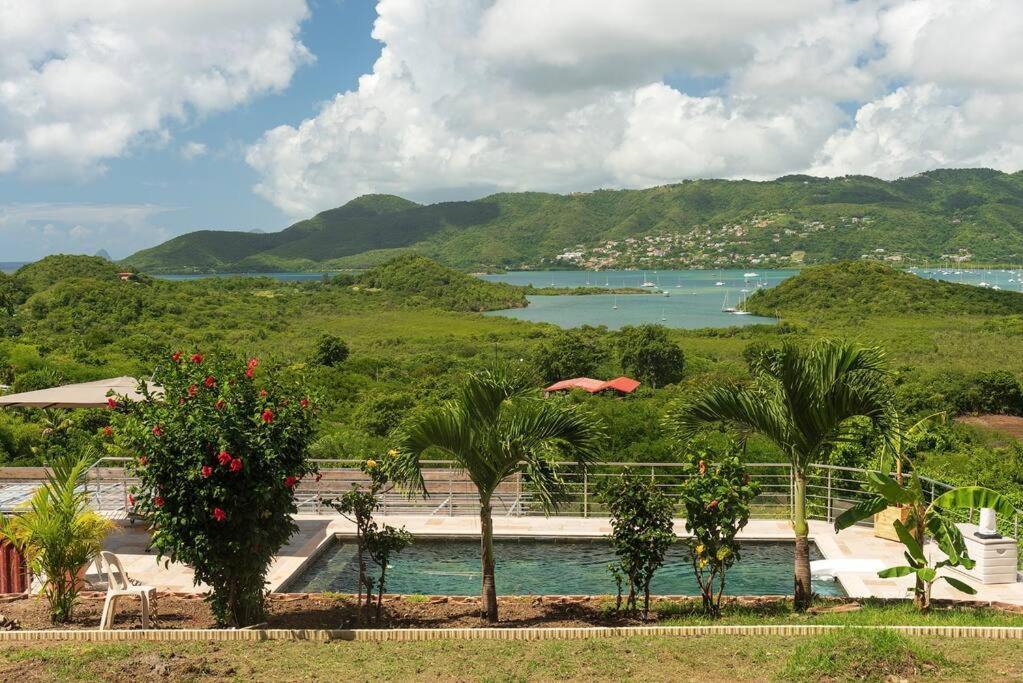 Bas De Villa Piscine Petit Versailles Sainte Anne Exterior photo