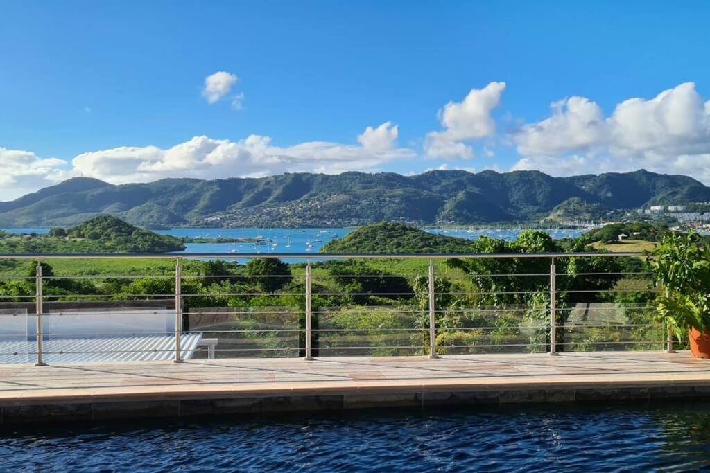Bas De Villa Piscine Petit Versailles Sainte Anne Exterior photo